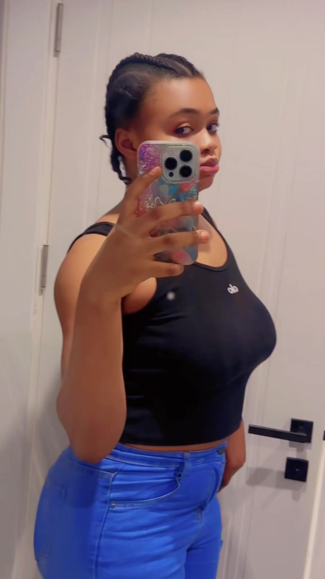 @Nadège Makaka