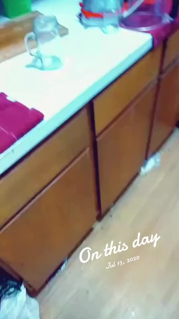 @Nealashitposts