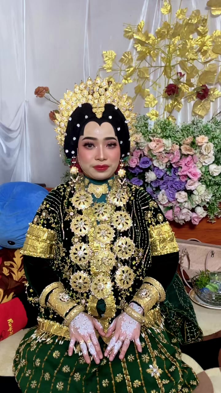 @hermawatimakeuphairdo,MUABone