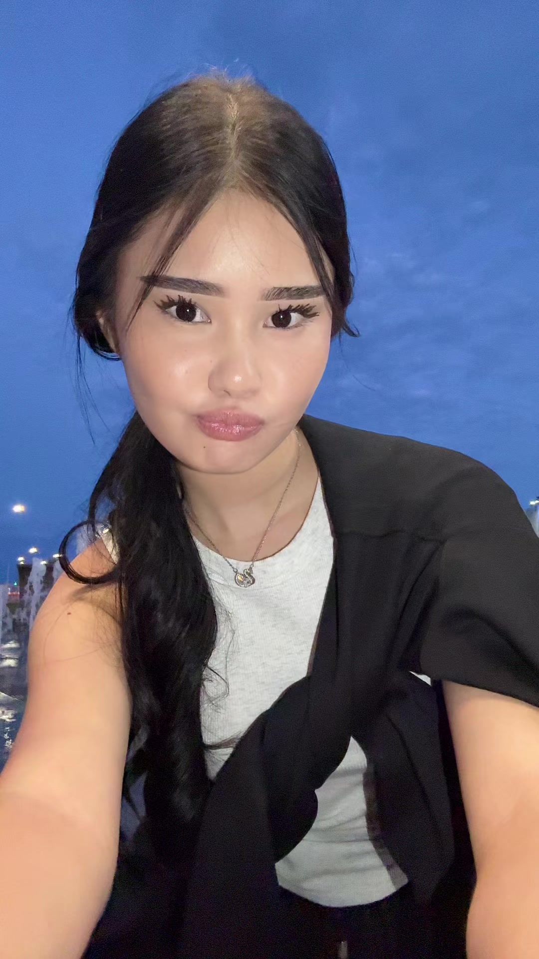 @Баяна🇰🇬