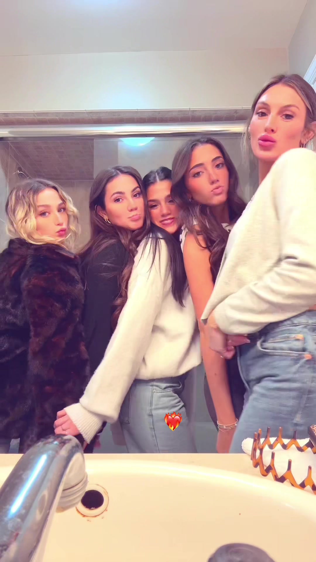 @gia
