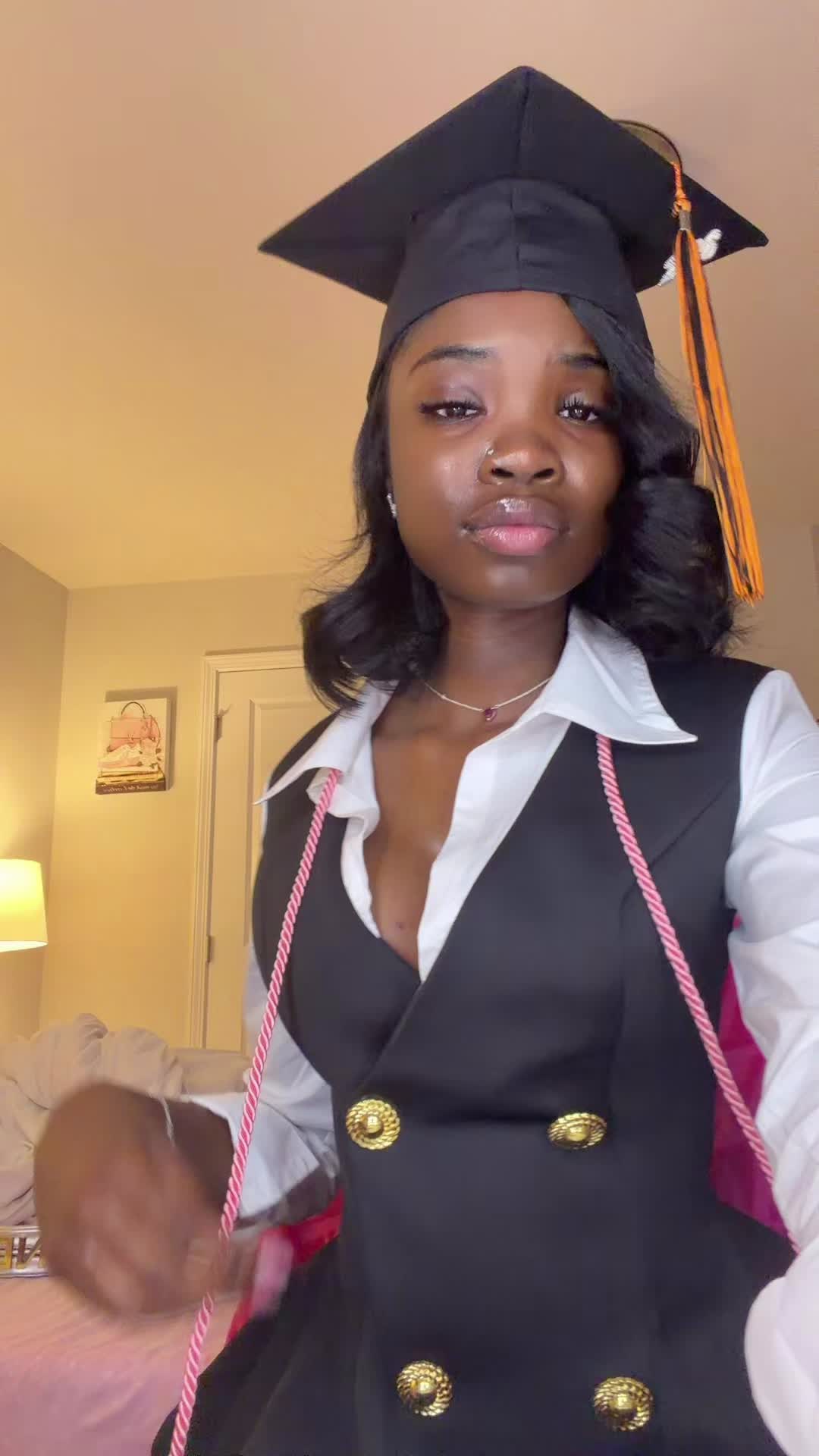 @YANIYA💐.