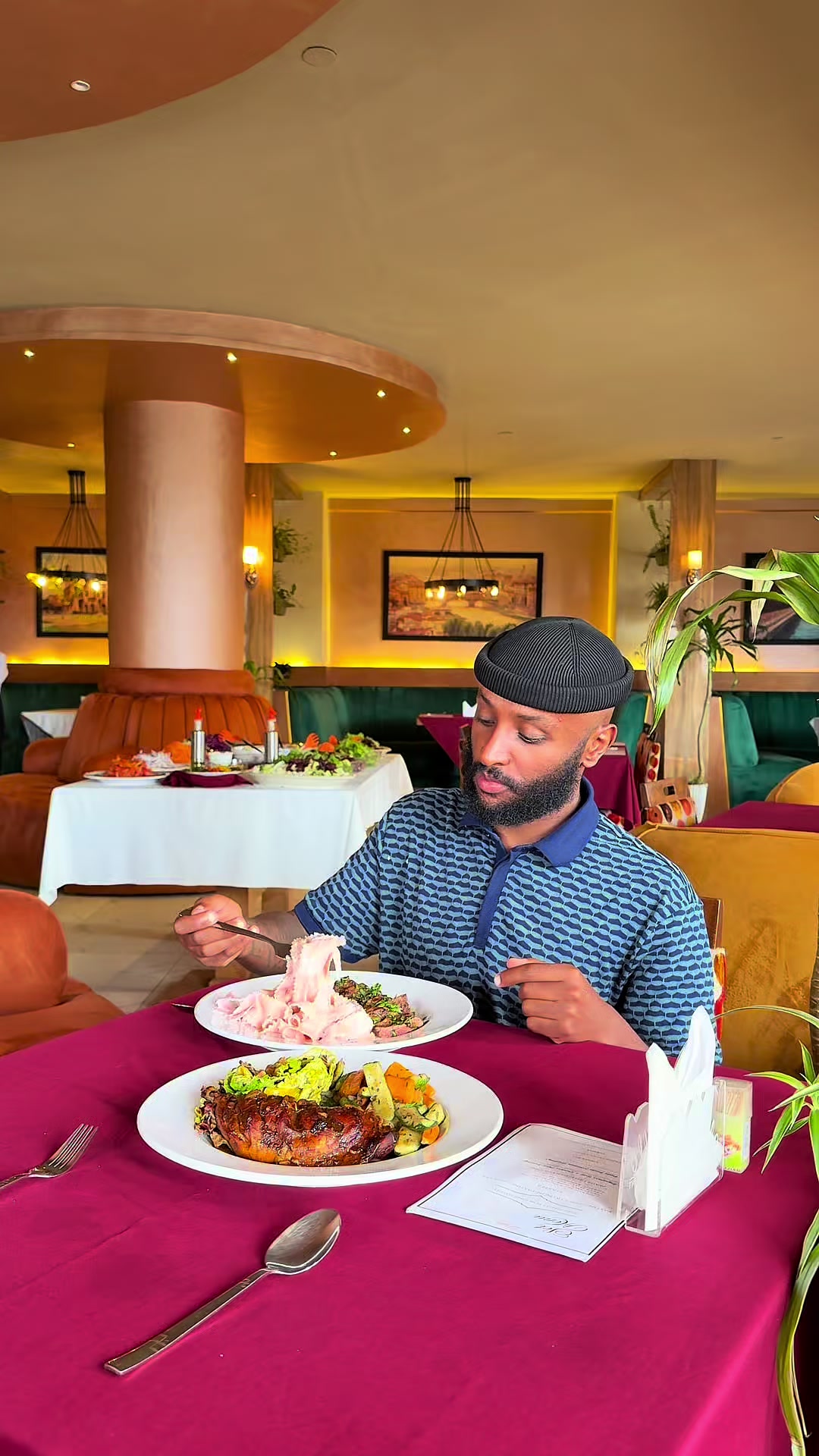 @ኤላ Review