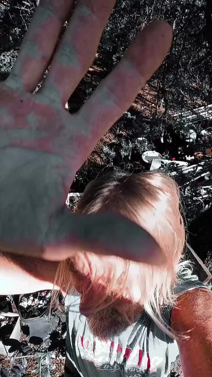 @👑RonaBug🔥🐛🎵⚡🎸