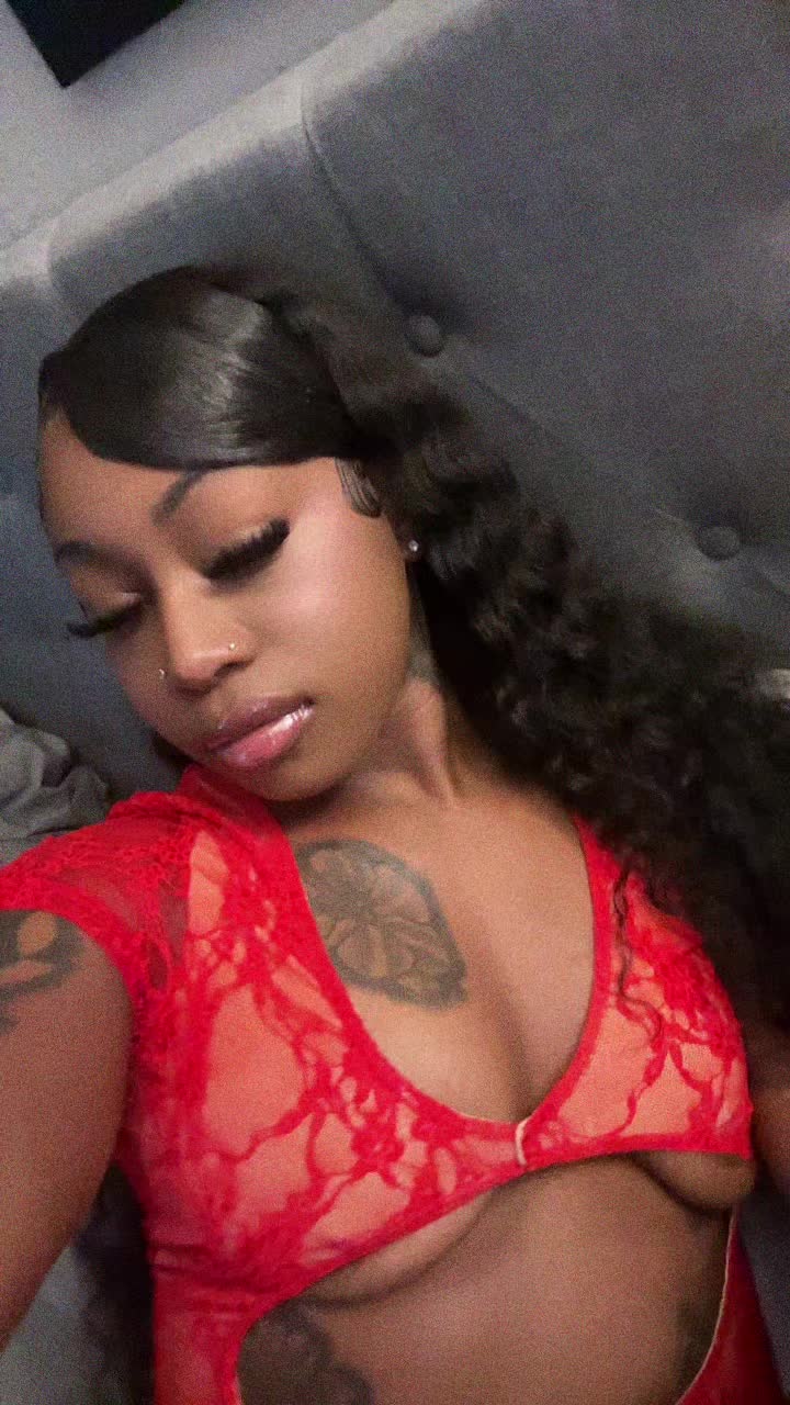 @Niya Dior 💋