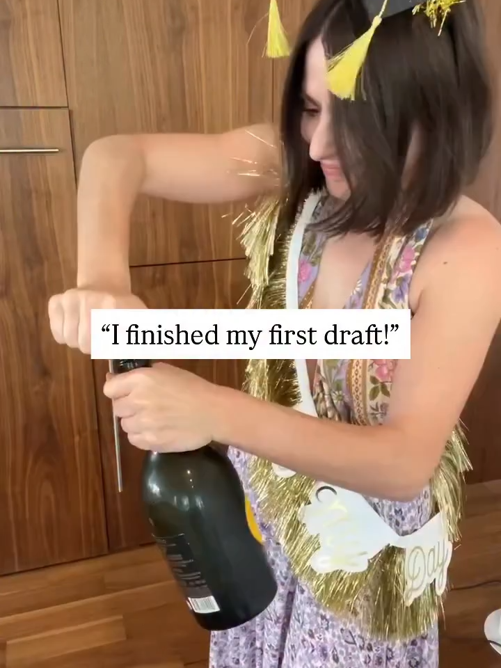 @Lauren&ensp;Kay&ensp;|&ensp;YA&ensp;Author&ensp;✍️