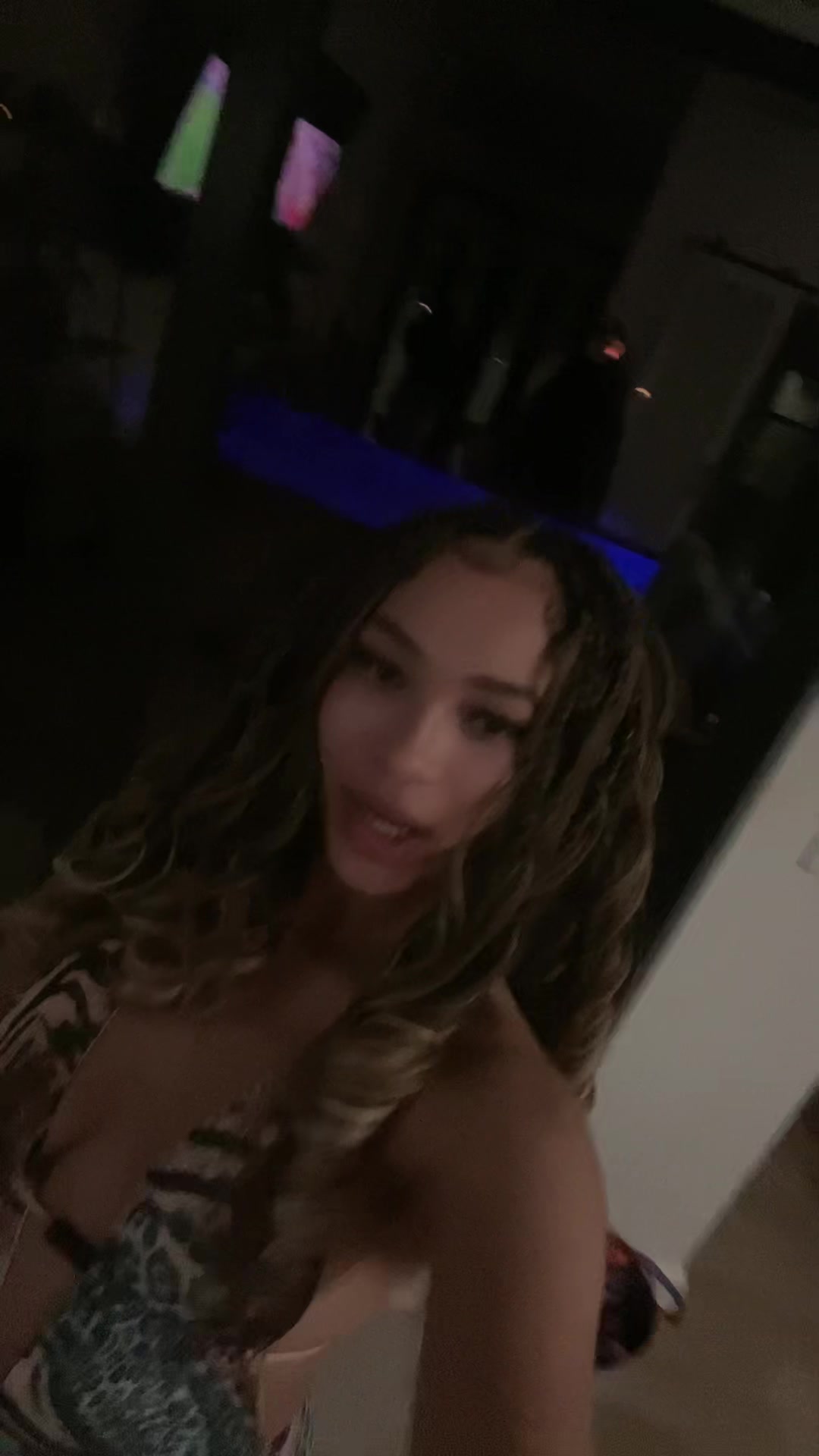 @Ari 🧃