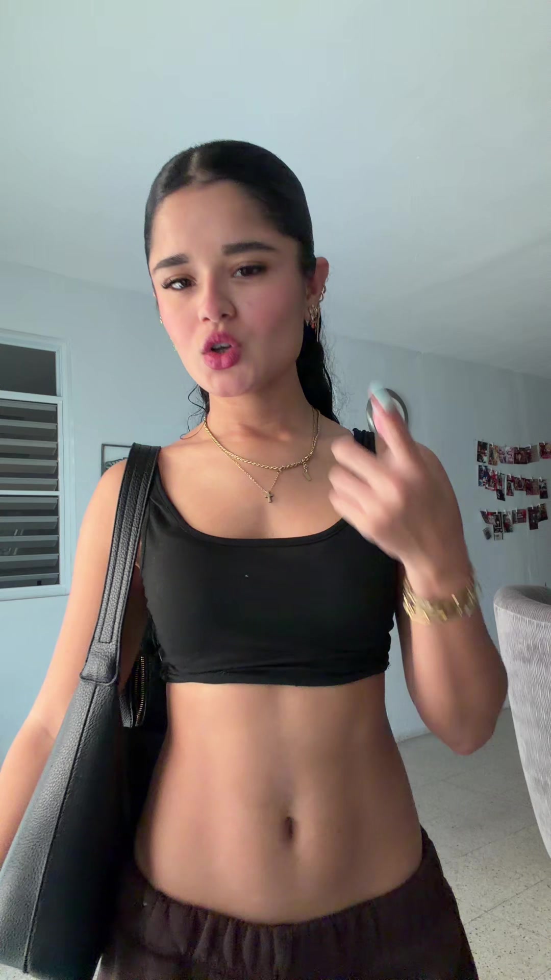 @aishaa