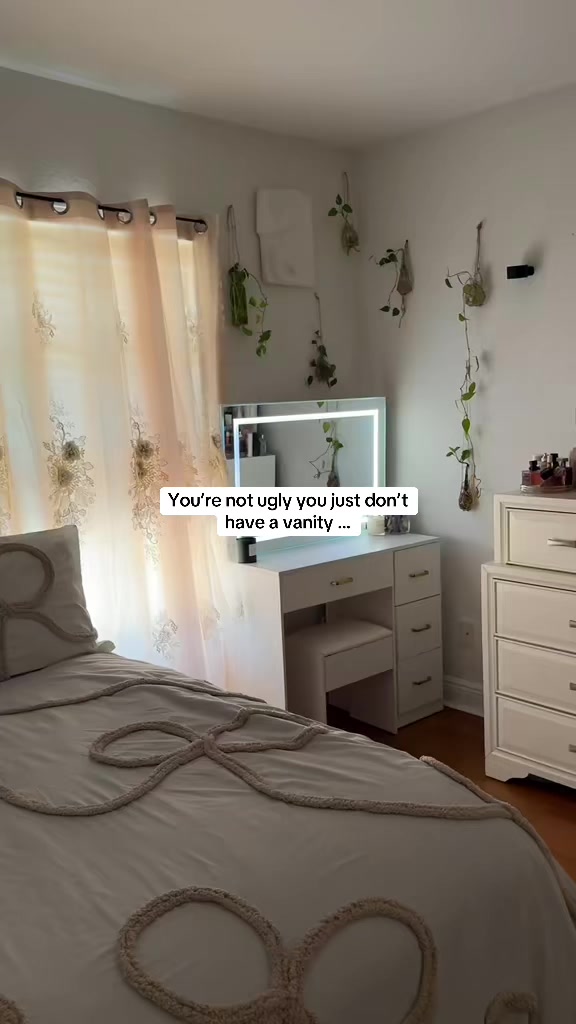 @Alyssia Tsang