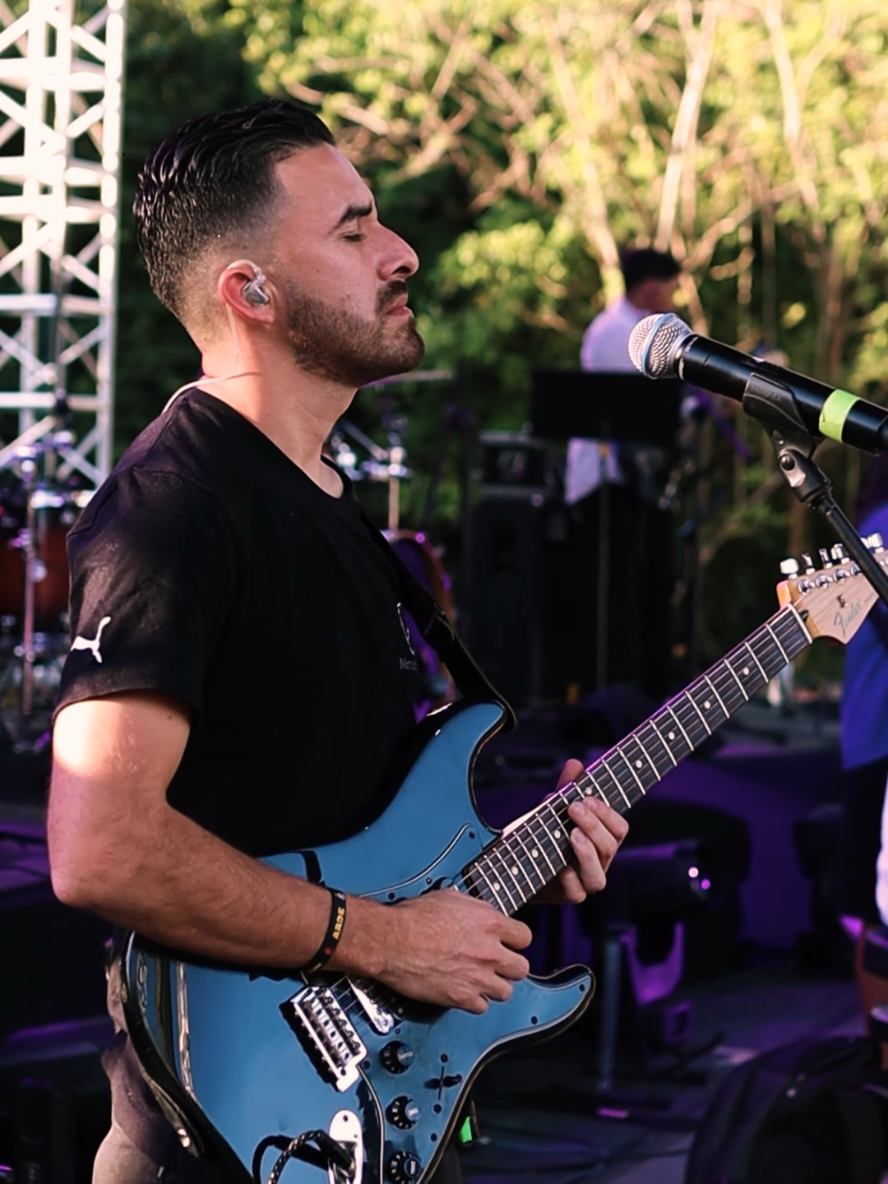 @Josh Martinez 🎸