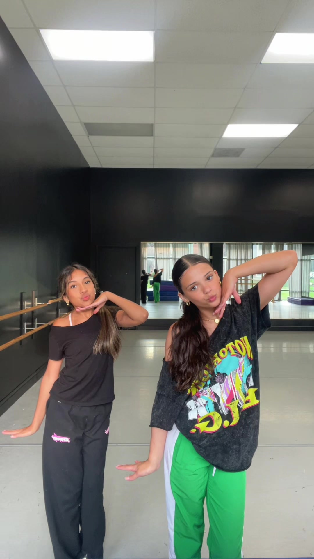 @lilyraebolno
