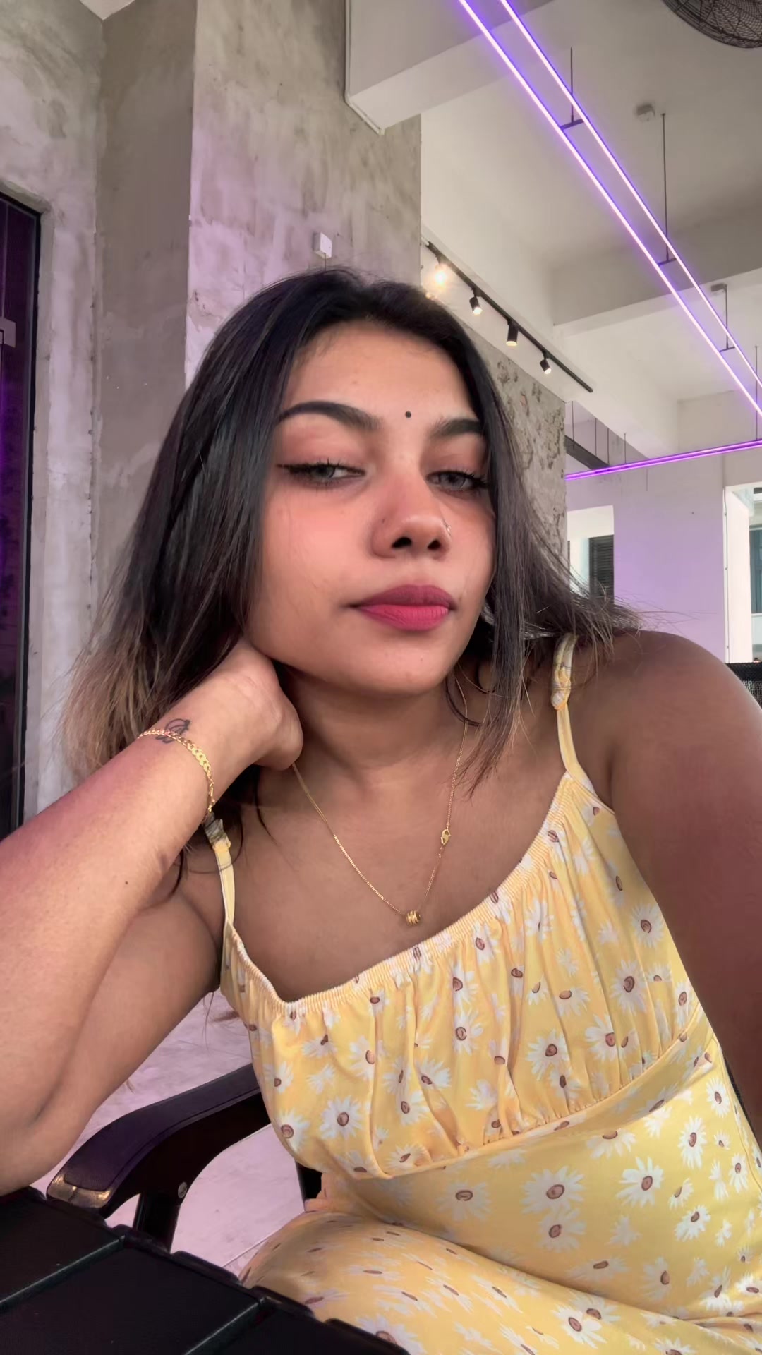 @Aishuu🖤👀