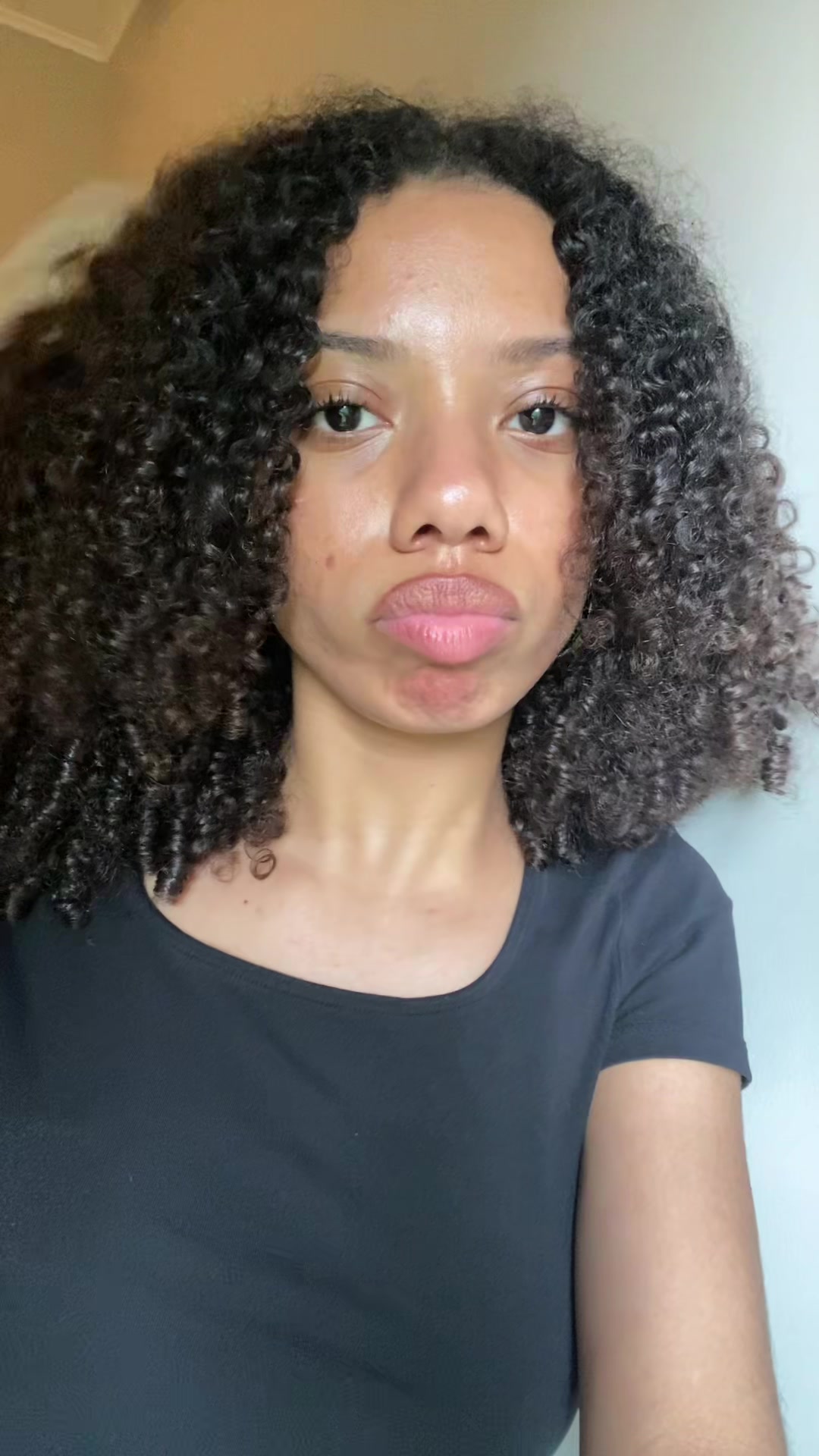 @Naima🫰🏼