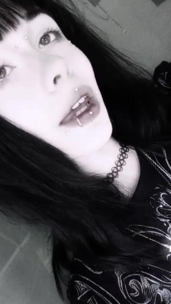 @h&eth;lɏm&eth;&dagger;h&ecirc;r