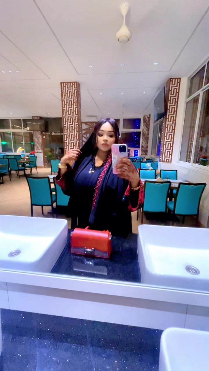 @🦋Nayfeen🦋