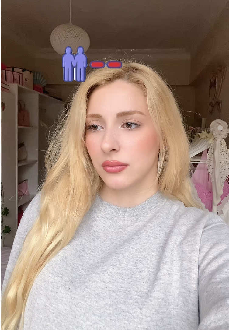 @౨ৎ𝓂𝑒𝓁𝒾𝓈 𝑜𝓃𝒾𝓏♡