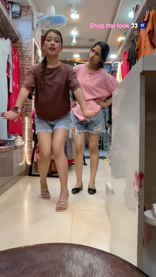@Sista Wears ❤️