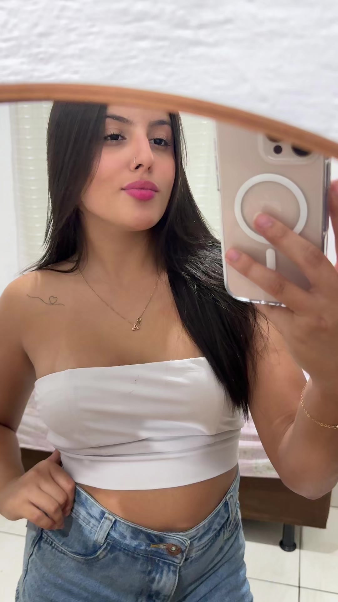 @alinemwndes