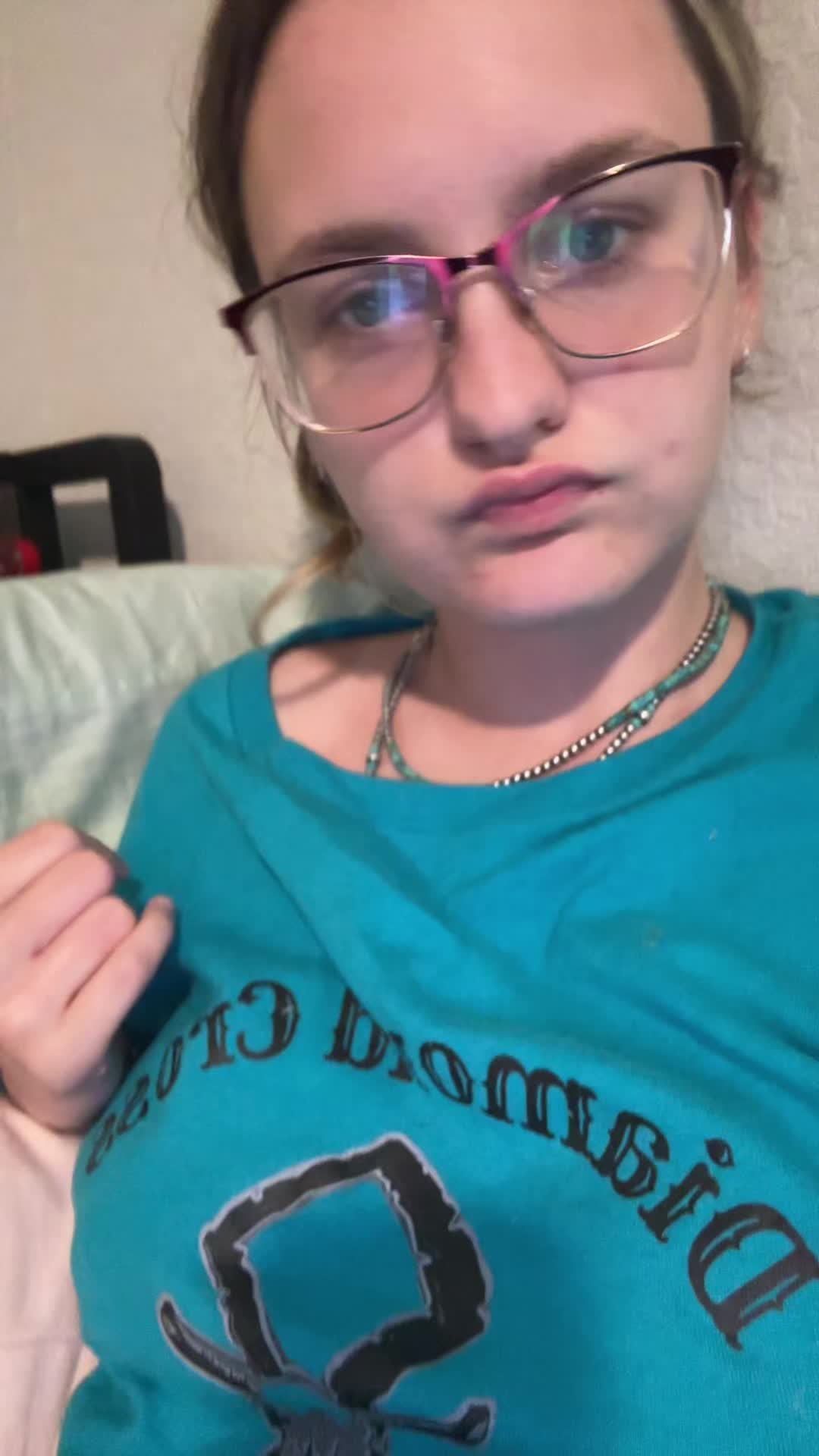 @Shayna_Eve