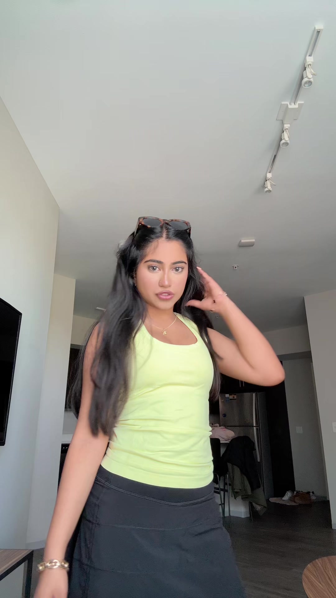 @Khushi 💋✨🥂🐆🖤