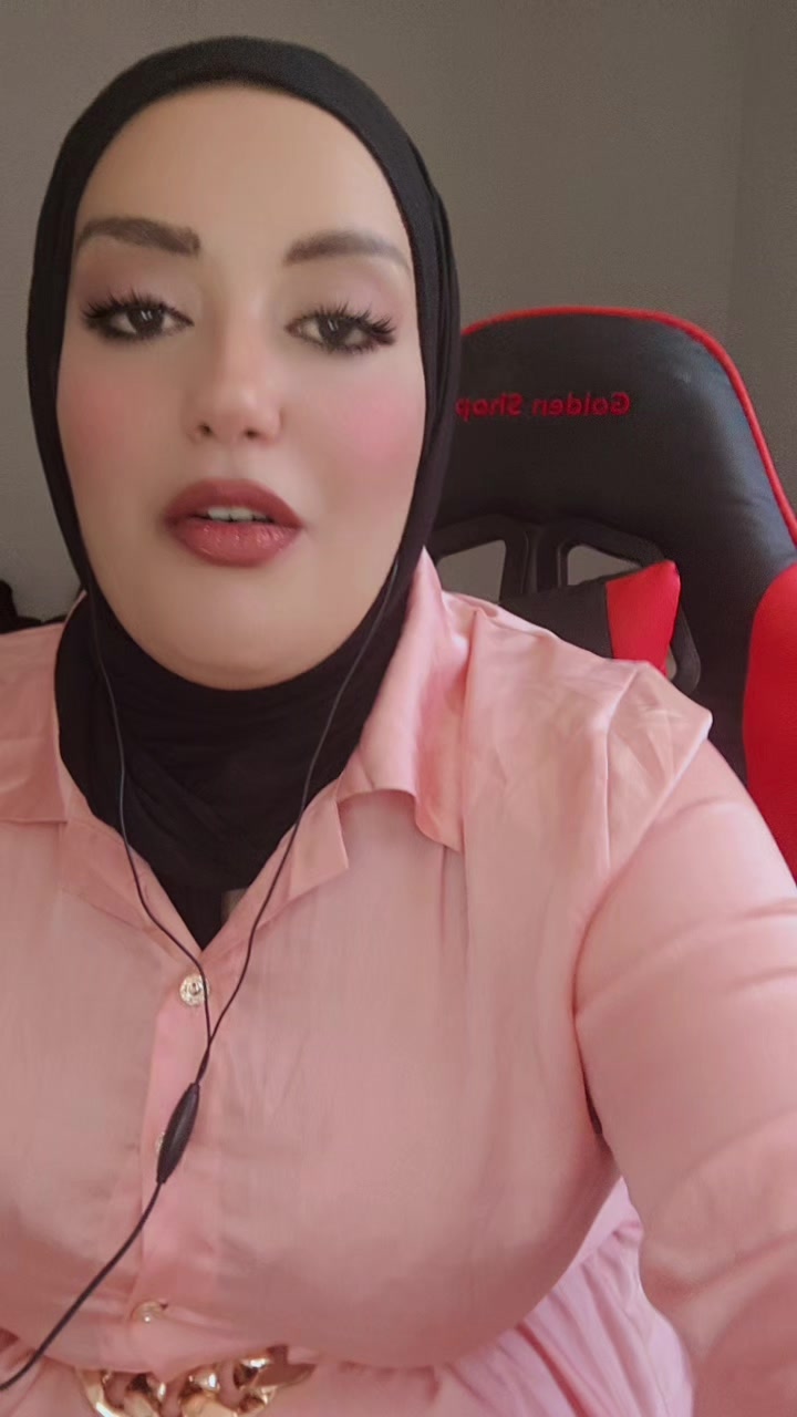 @مروة (وزيرة السعادة)🇩🇿