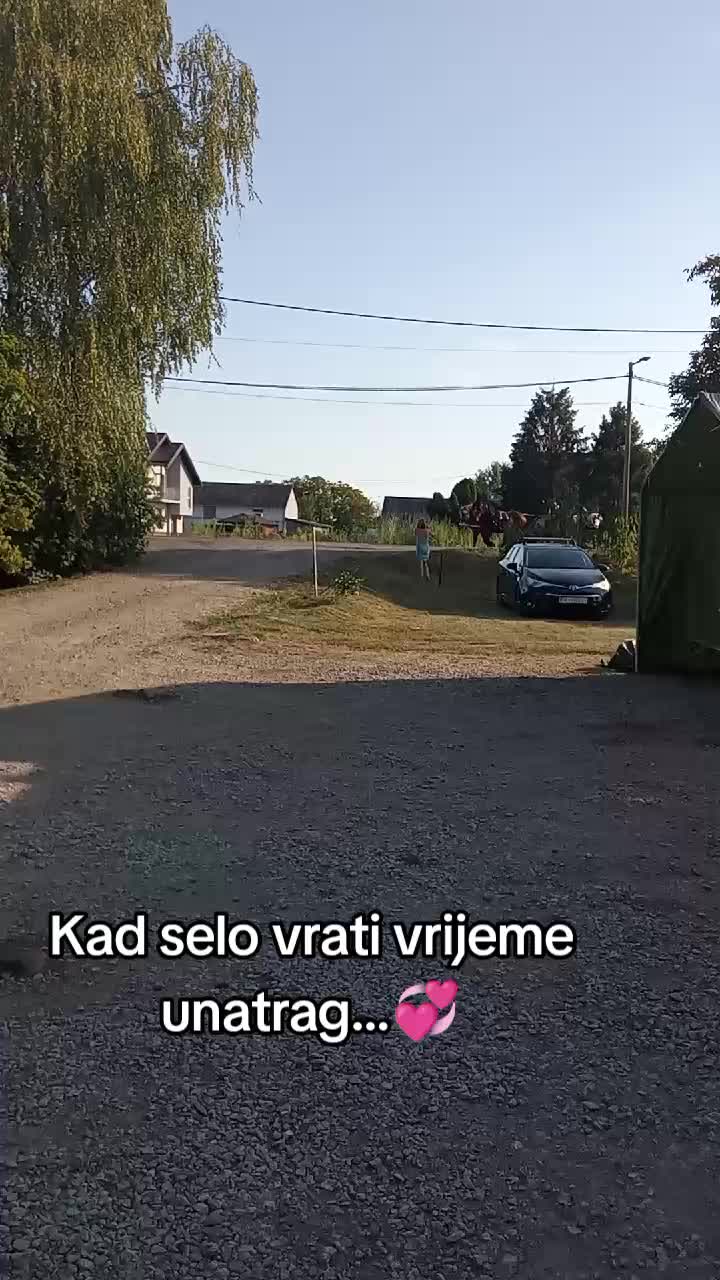 @Niinaaaa