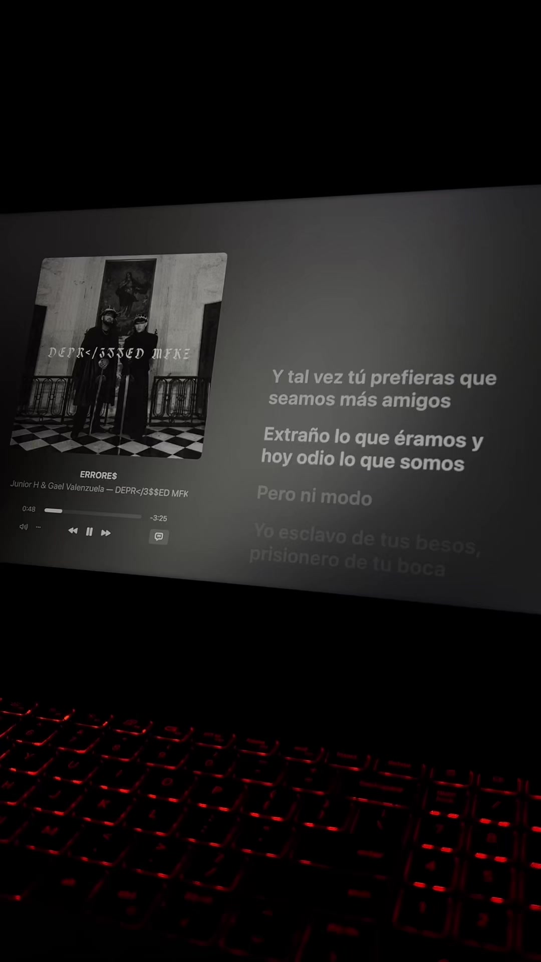 @𝙈𝙪𝙨𝙞𝙘𝙒𝙞𝙩𝙝𝙇𝙮𝙧𝙞𝙘𝙨
