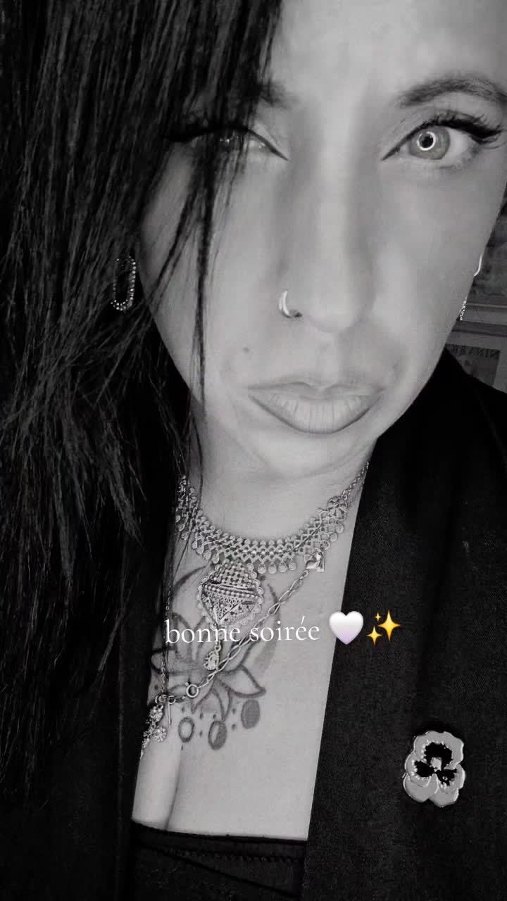 @꧁♡𝒱𝒾𝓇𝑔𝒾𝓃𝒾𝑒♡꧂