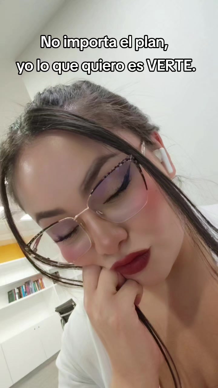 @Lau Zambrano
