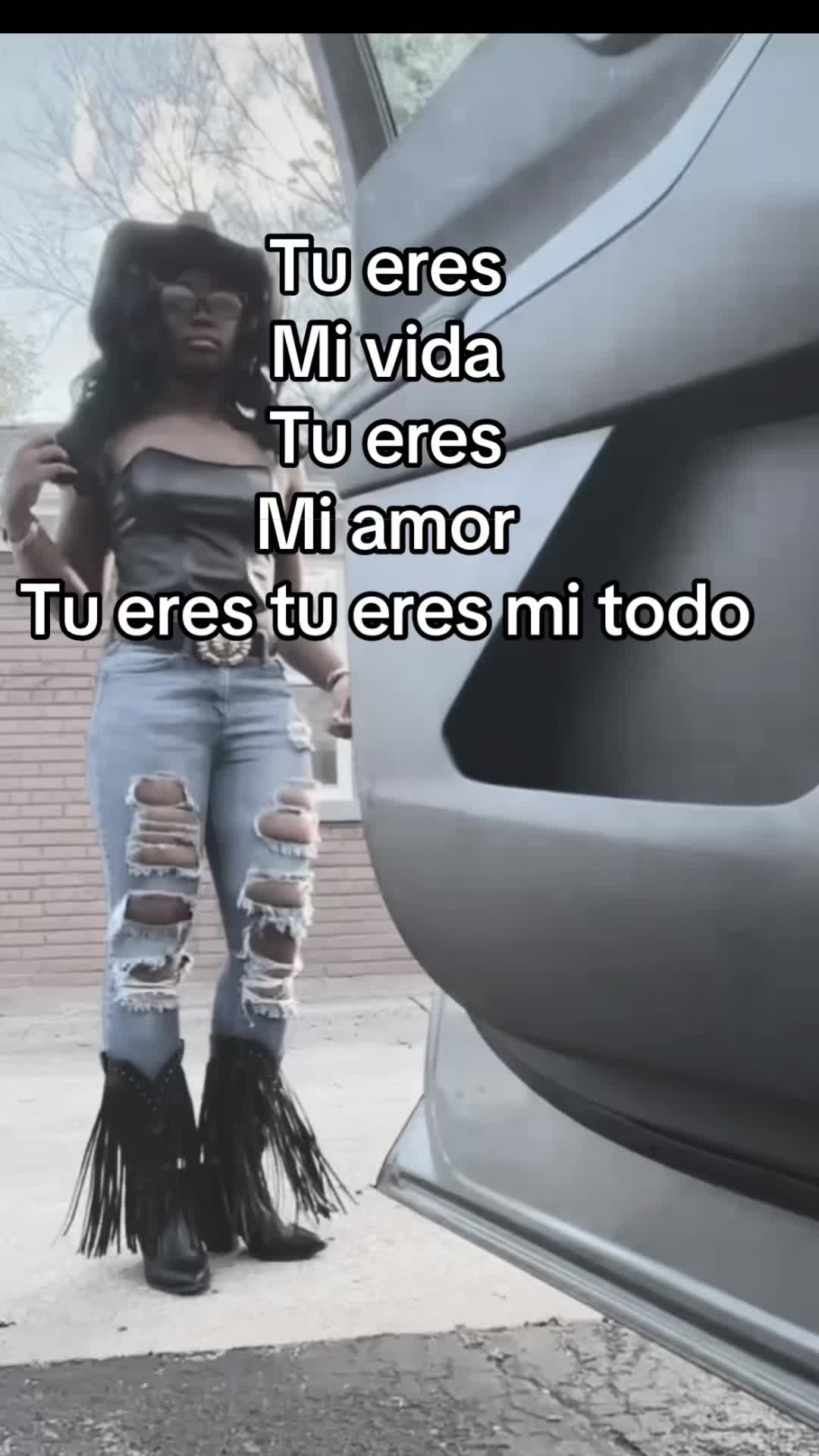 @CHICA BONITA