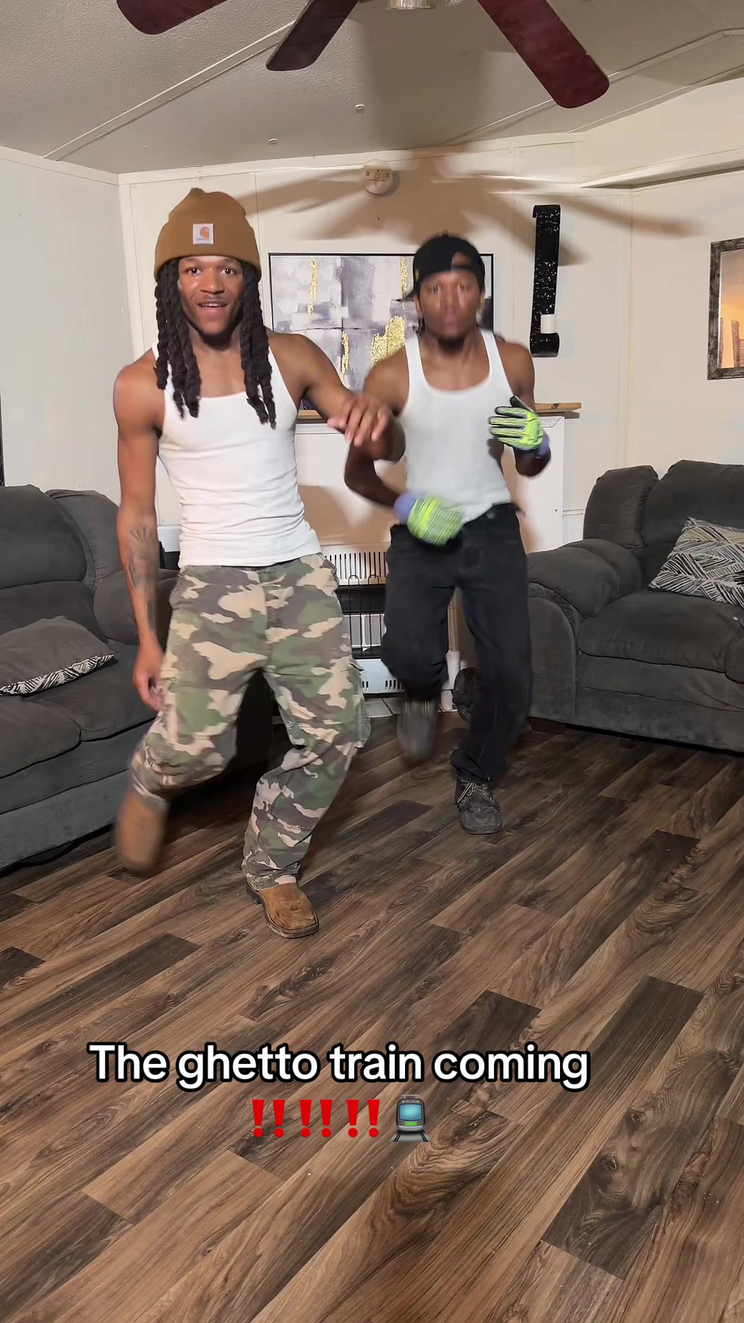 @Ghettotwins_
