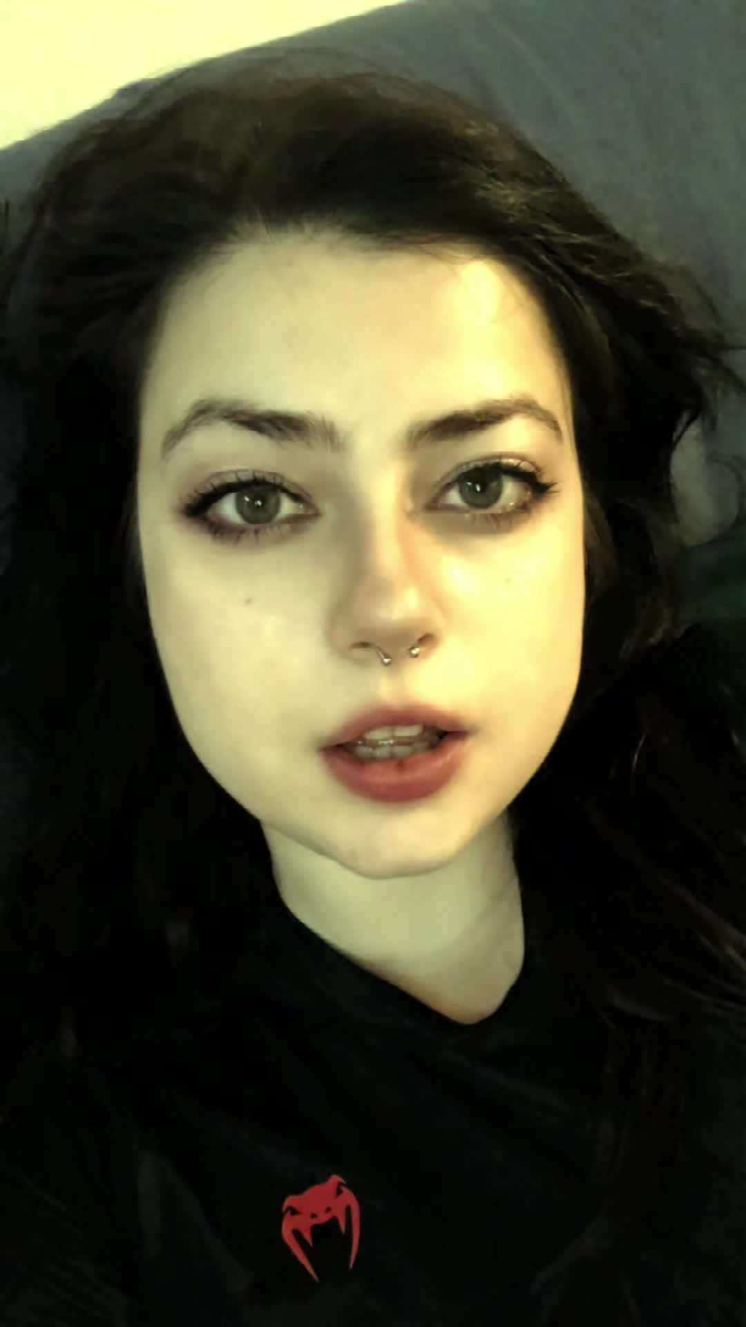 @Karlotta