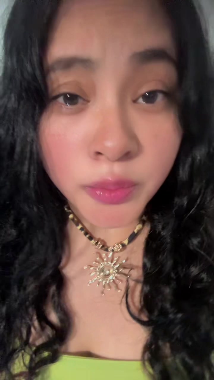 @nayi_0320