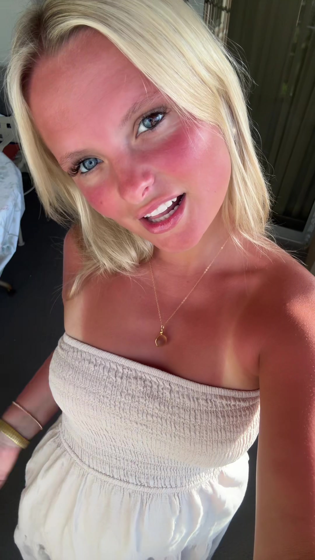 @saraoncamera