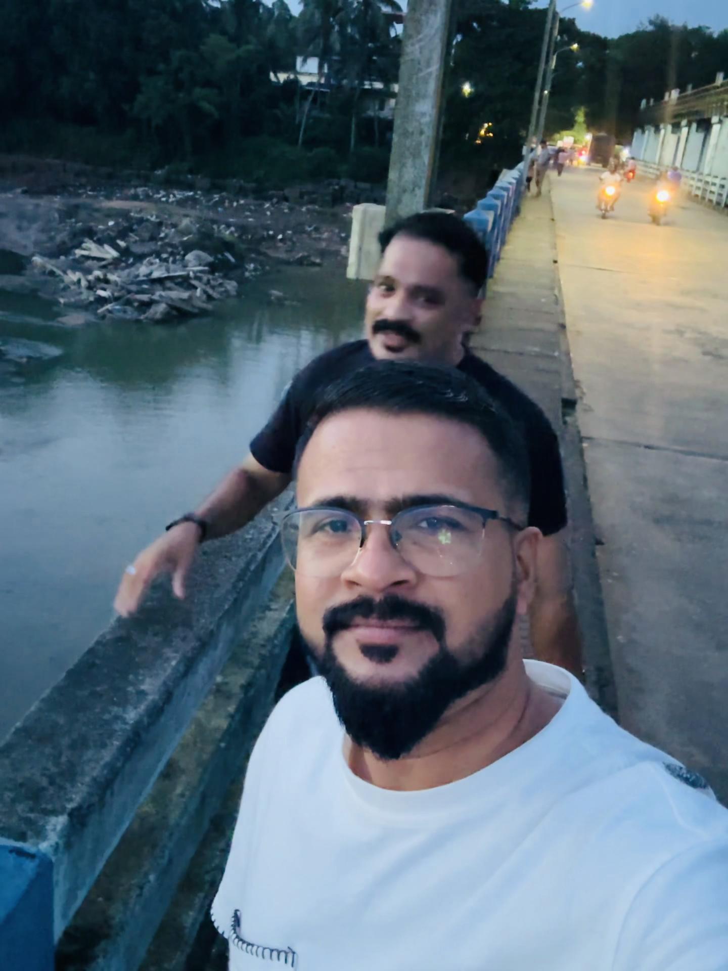 @Hamza pailippuram💞🇮🇳🇦🇪