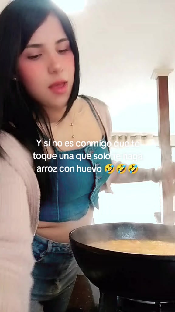 @Ꭵᐯᗩᗩ🌻