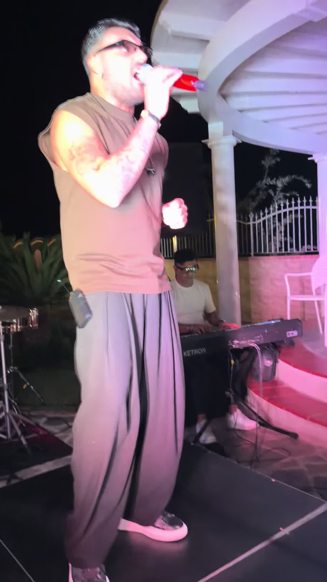 @𝓢𝓪𝓻𝓪