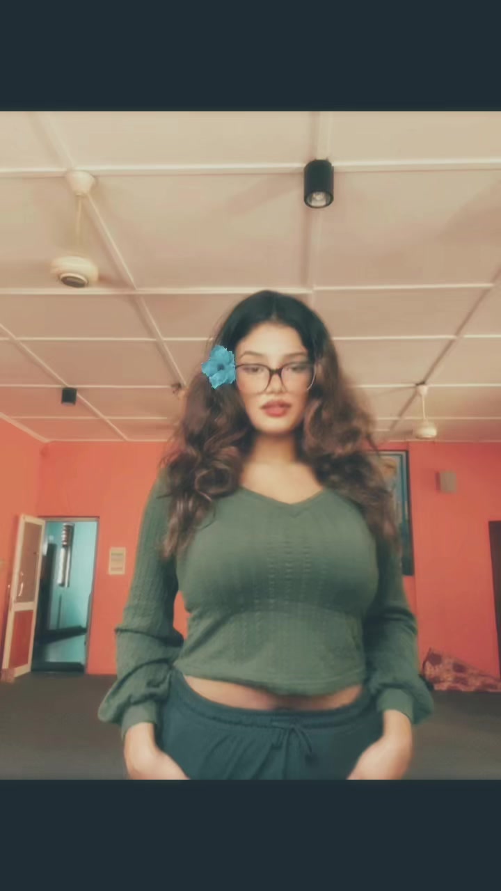 @Hasini&ensp;sudasinghe