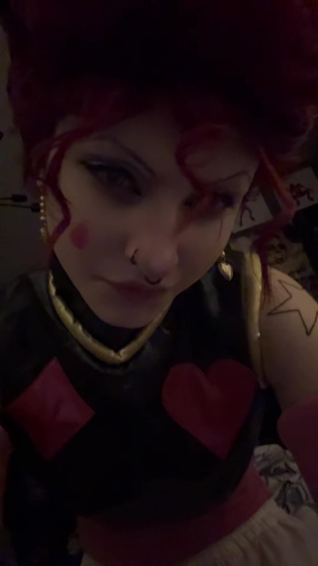 @<3
