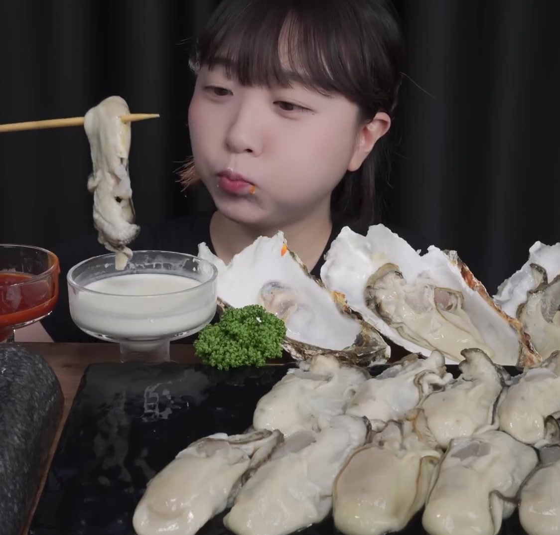 @Oyster Mukbangs