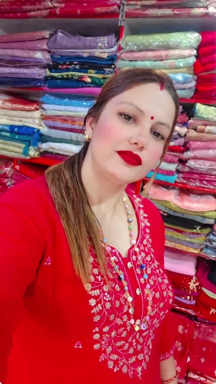 @Alina pandey<3