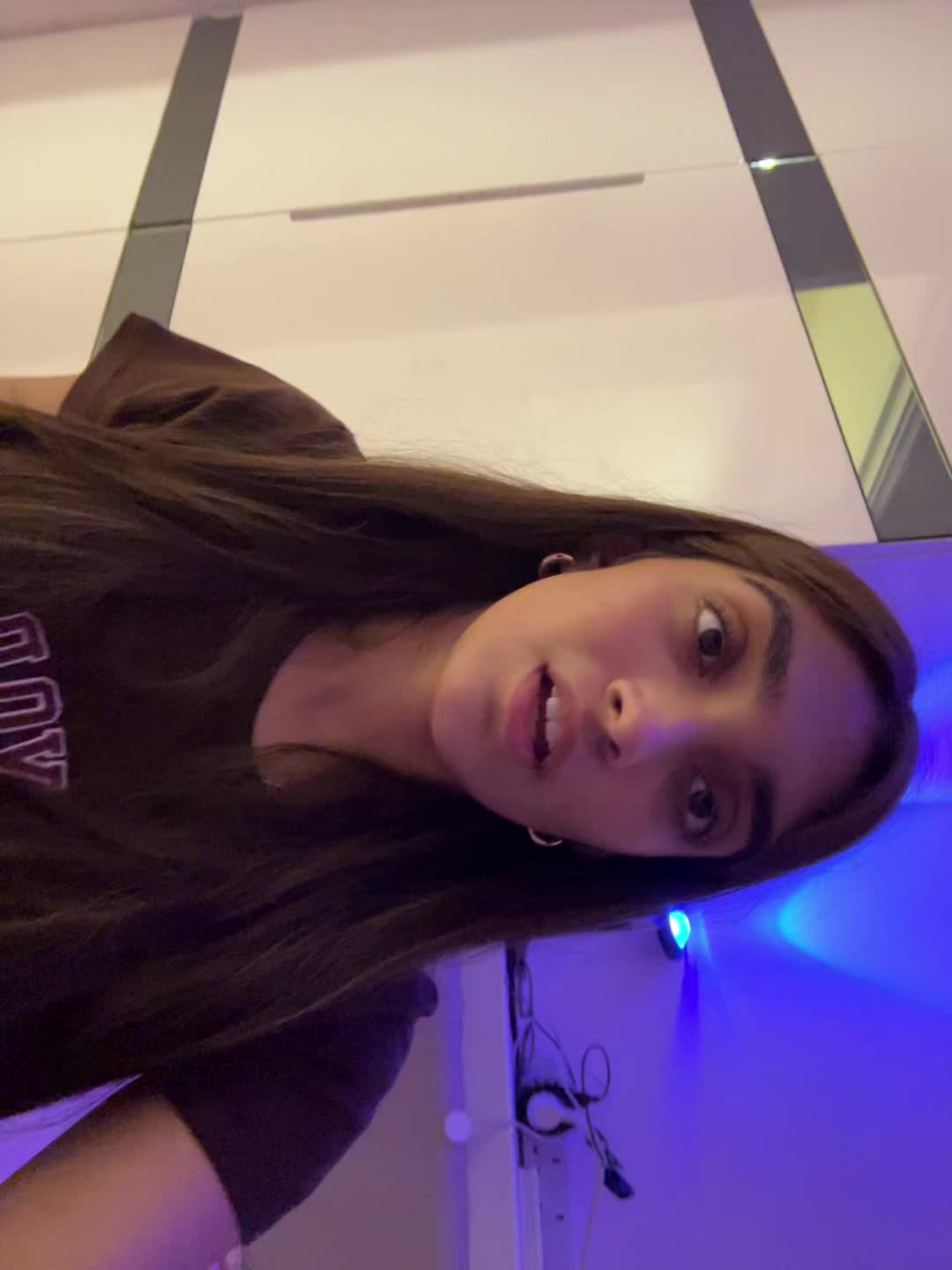 @𝓐.