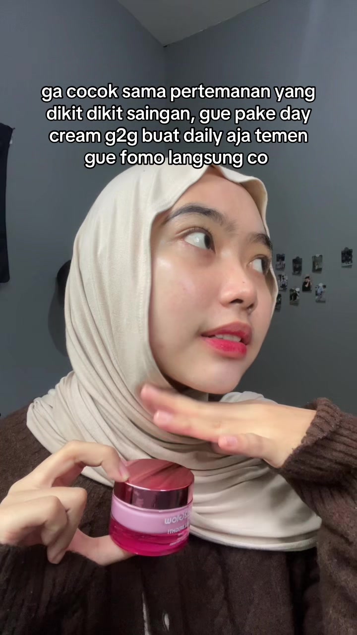 @yaeee