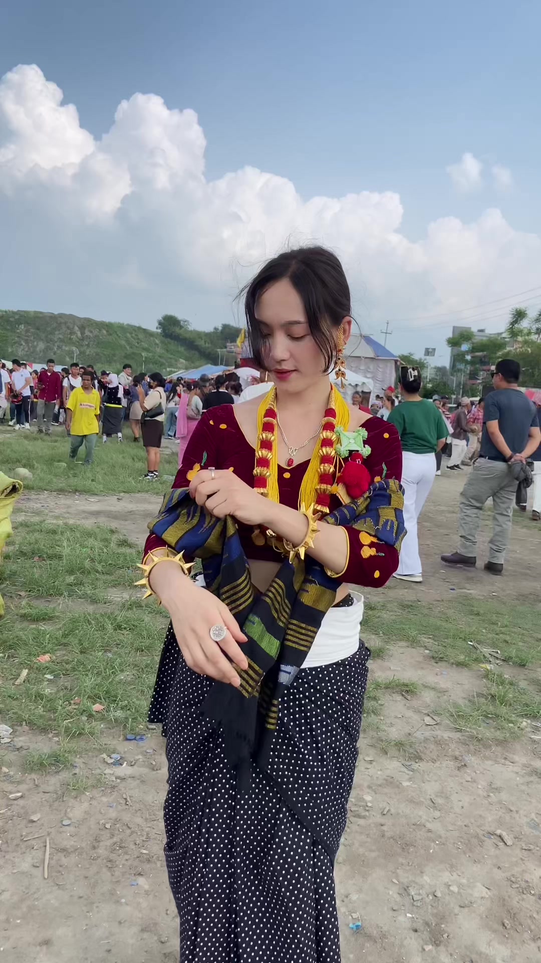 @Muna Rai