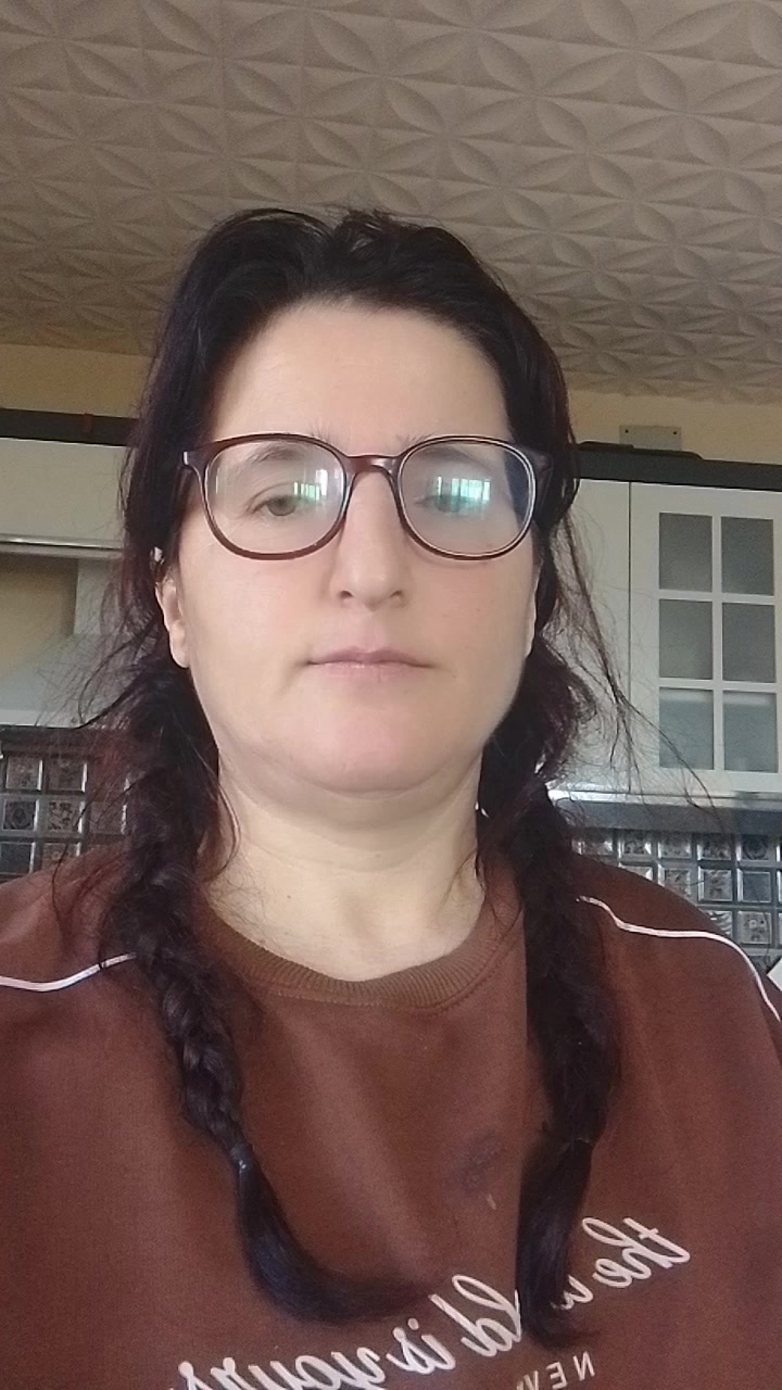 @Enis Deniz'inDerya'nın annesi❤