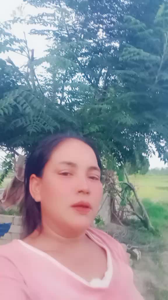 @Mina 🥰 nepalii 💗💋