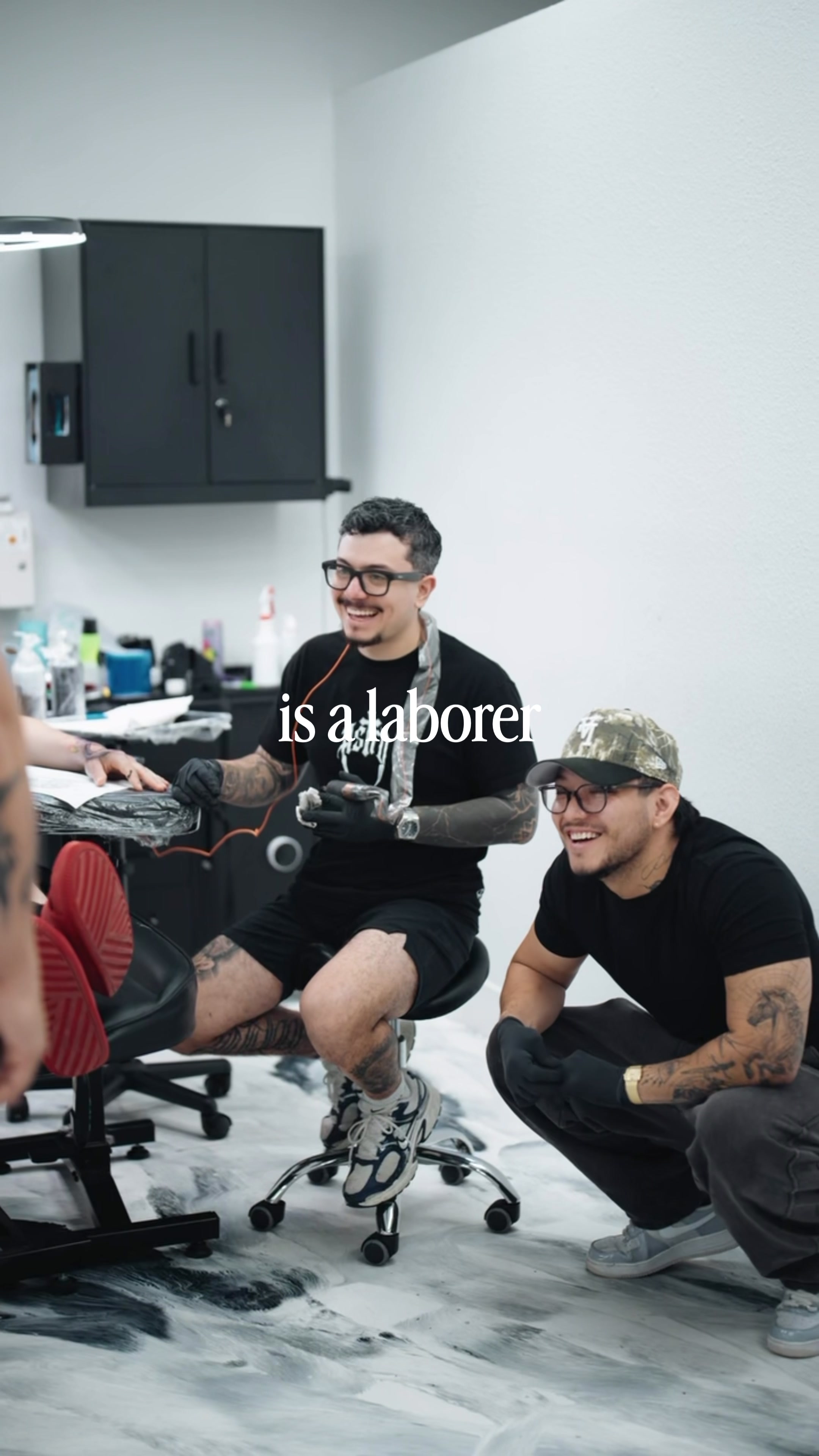 @Alex | Tattoo Artist