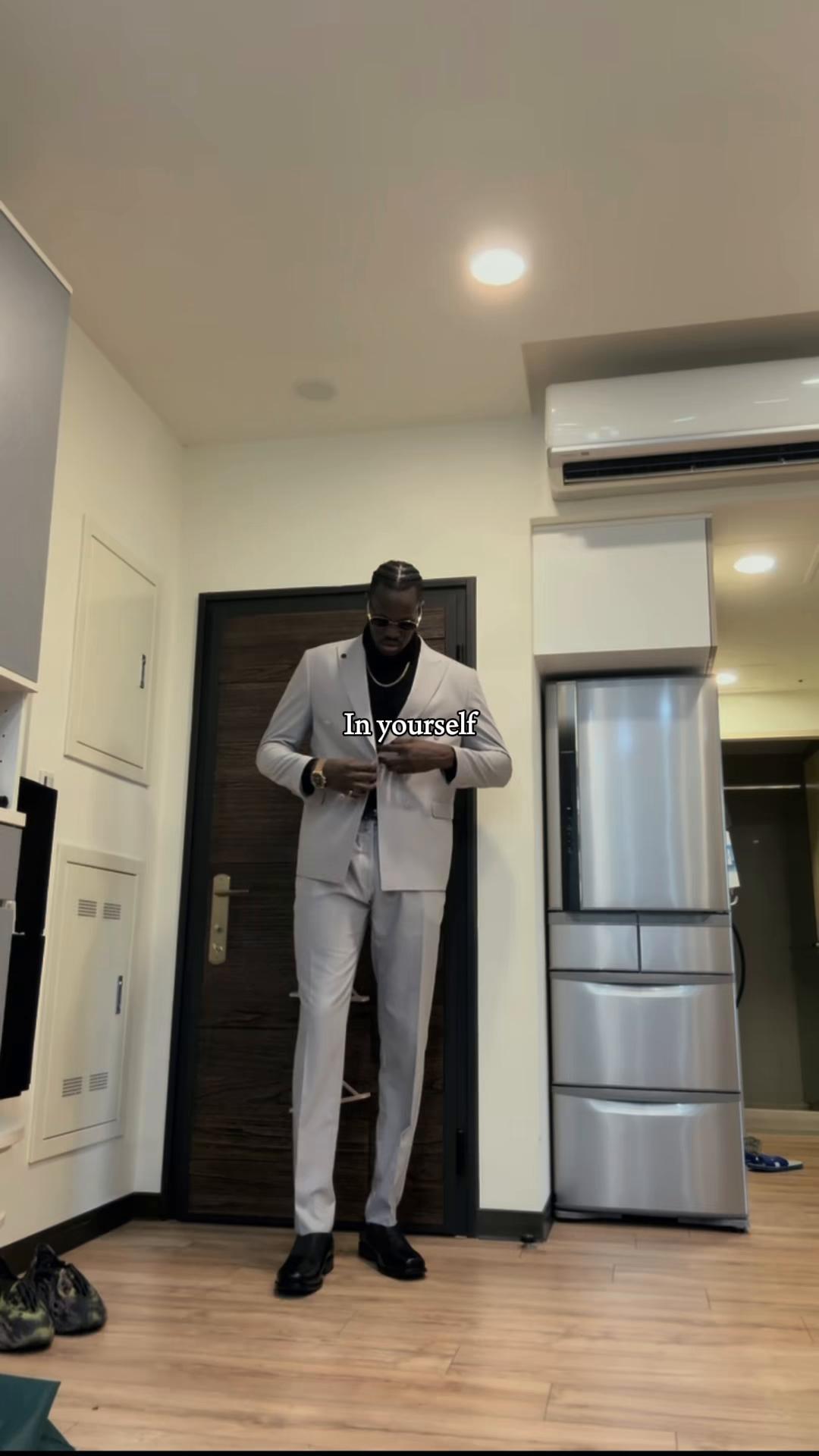 @Mo