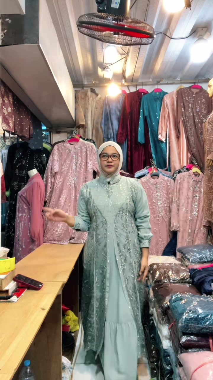 @D2store
