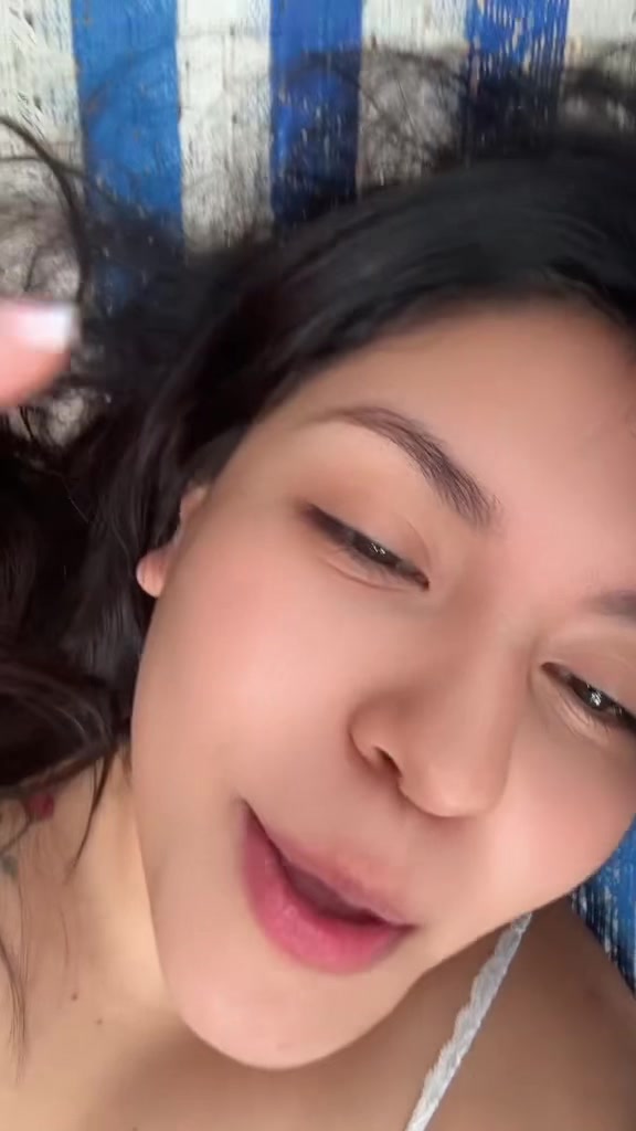 @Ainessey